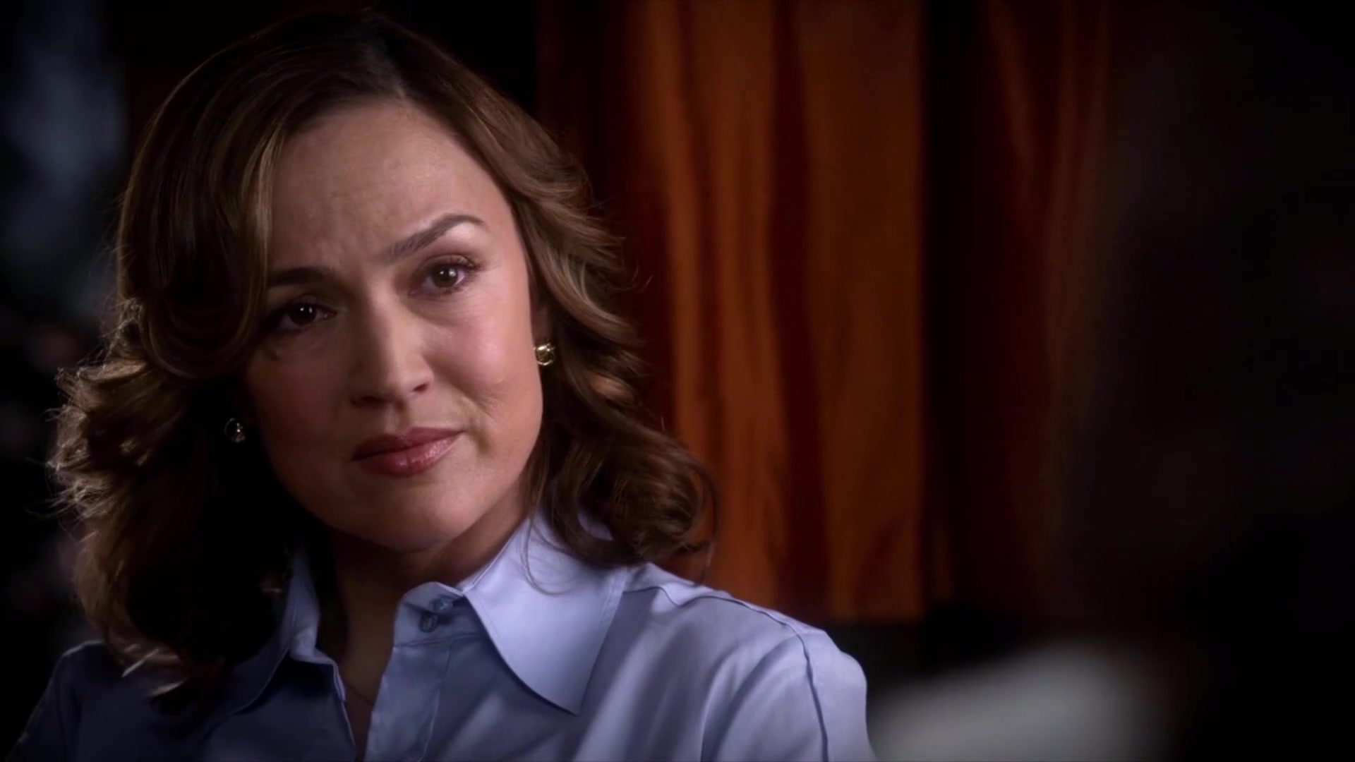 Image Pretty Little Liars S05E06 Veronica.jpg Pretty Little Liars Wiki FANDOM powered by Wikia