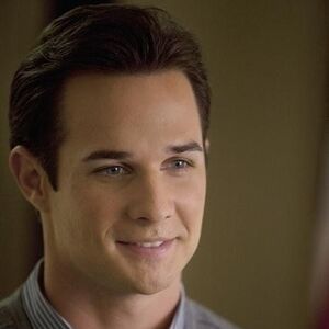 Ian Thomas Pretty Little Liars Wiki Fandom