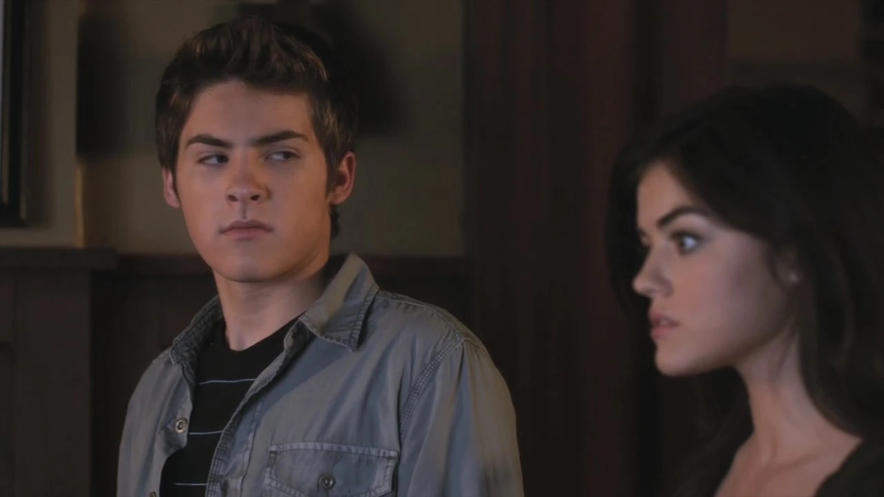 Image Mike (5).jpg Pretty Little Liars Wiki FANDOM powered by Wikia