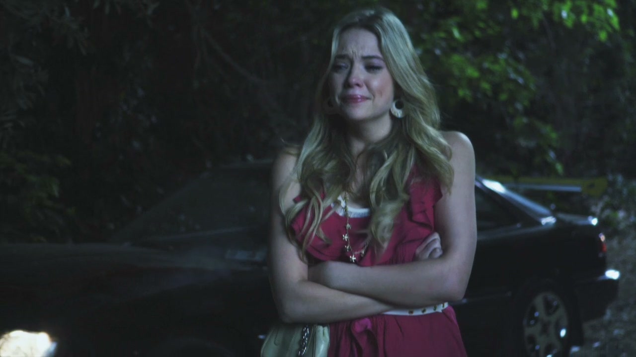 Image Hanna 22 Pretty Little Liars Wiki Fandom Powered By Wikia 9335