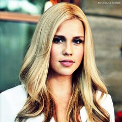 Claire Holt | Pretty L...