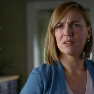 Veronica Hastings Pretty Little Liars Wiki Fandom Images, Photos, Reviews