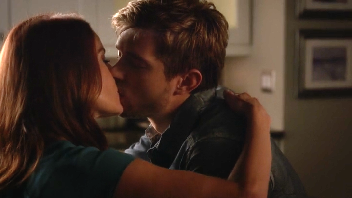 are spencer and caleb dating in season 6 are spencer and caleb dating in season 6