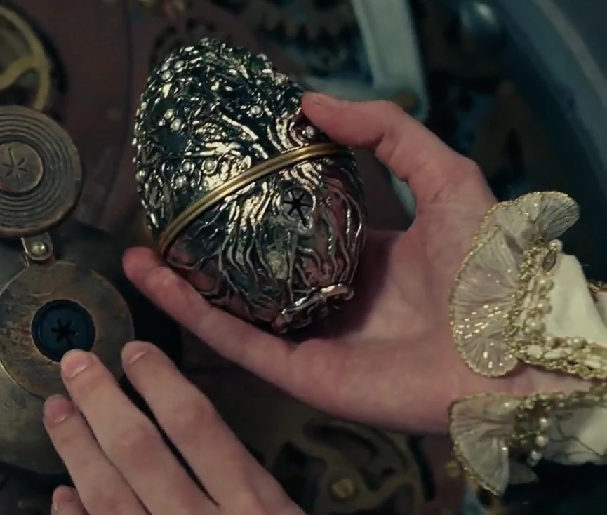 Clara's EggShaped Music Box Princes & Princesses Wiki Fandom
