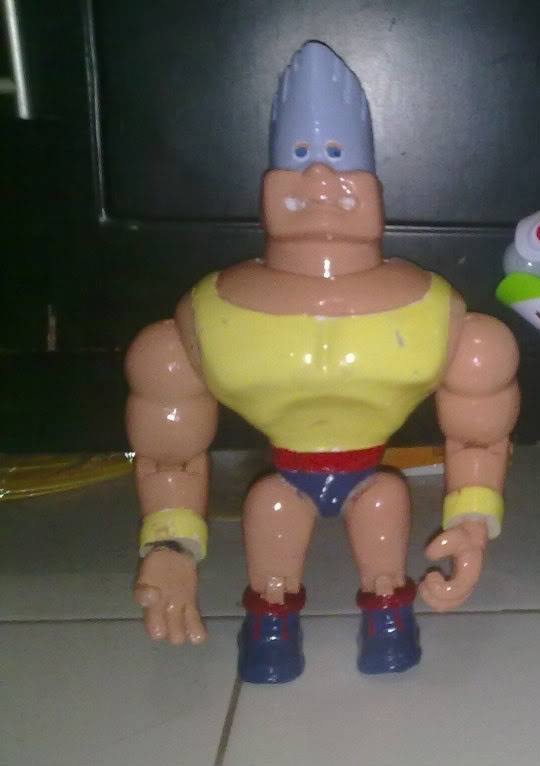 fighting figures toys