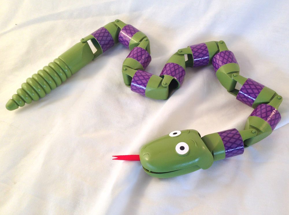 rolling snake toy