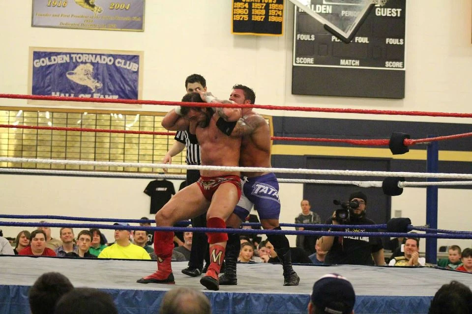 Image 295530 Flex Armstrong vs Chris Masters.jpg Pro Wrestling