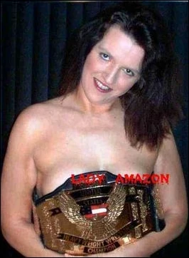 lady wrestling