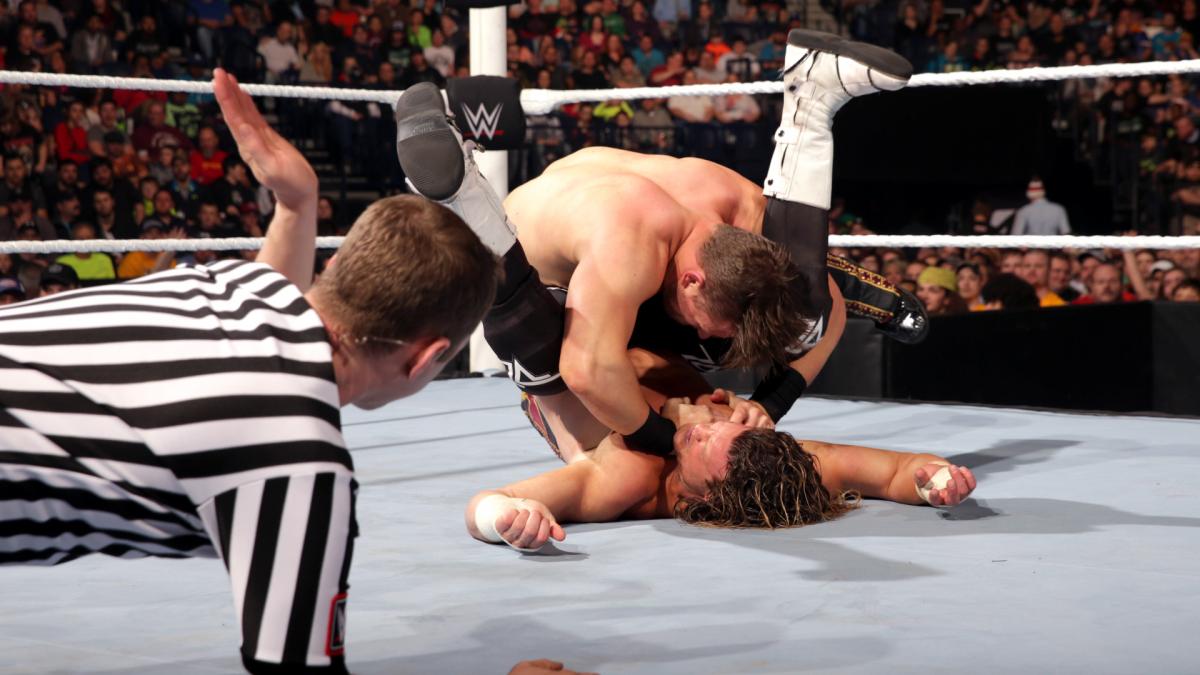 The Miz and Dolph Ziggler. Wrestling schoolboypin. Pinfall. Pin (professional Wrestling).