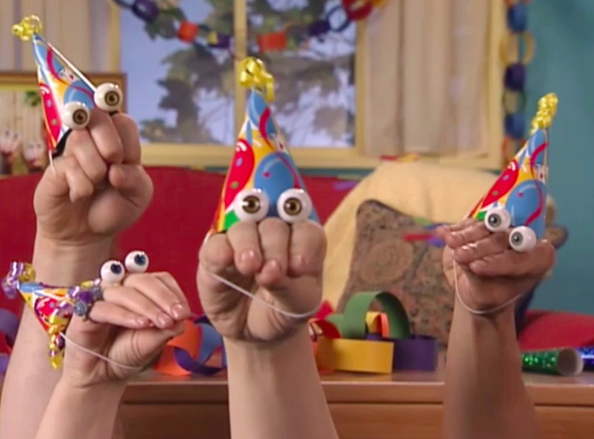 Image Oobi Kako Grampu Uma Noggin Hand Puppet TV Show.png Puppet