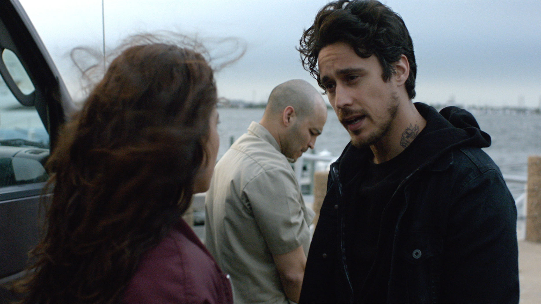 Reine Du Sud James Et Teresa Image - James talking to teresa el cuerpo de cristo.jpg | Queen of The