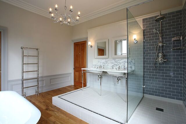 File:Daniels bathroom.jpg