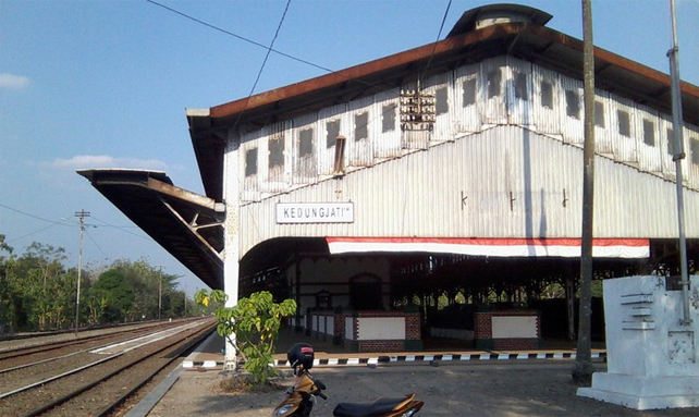 Image result for stasiun kedungjati
