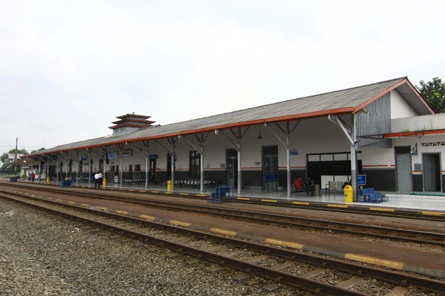 Stasiun Tasikmalaya  Kereta Api Indonesia Wiki  FANDOM 