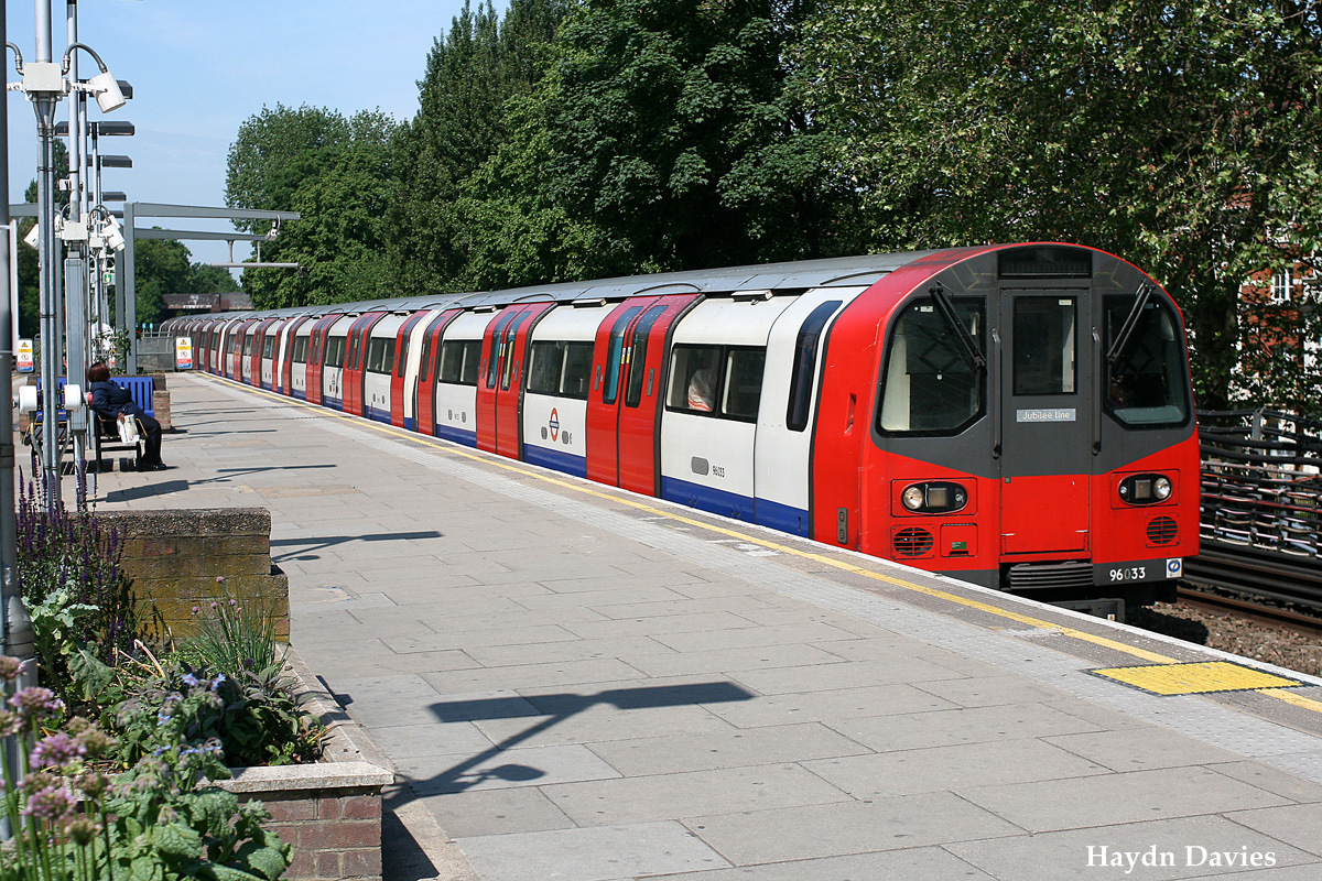 London Underground Jubilee Line Railtransportinlondon Wiki Fandom