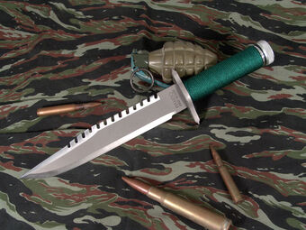 hunting knife uses