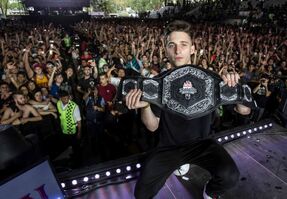 WOS, campeón internacional 2018.