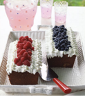 Berry pound cake