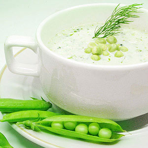 Spring-fennel-and-pea-soup-26500007rca-ss