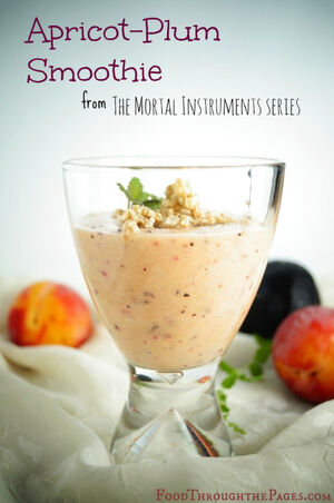 Apricot-Plum-Smoothie