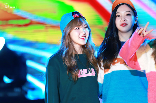 red velvet wendy dating