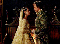 https://vignette.wikia.nocookie.net/reighnthehumanwars/images/3/37/Mary_and_Darnley%27s_Wedding.gif/revision/latest?cb=20170628223807