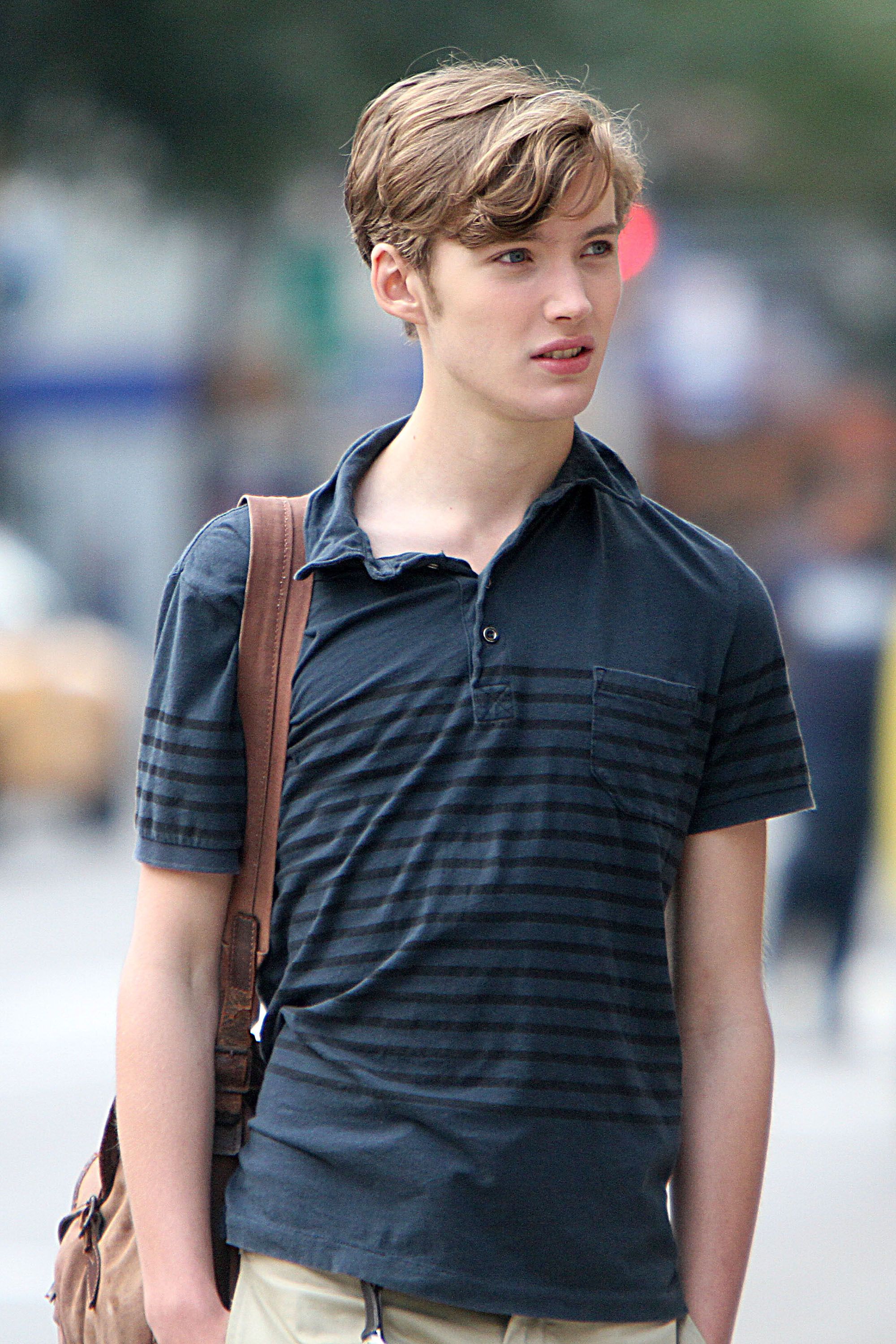 Image Toby Regbo 4.jpg Reign CW Wiki FANDOM powered by Wikia