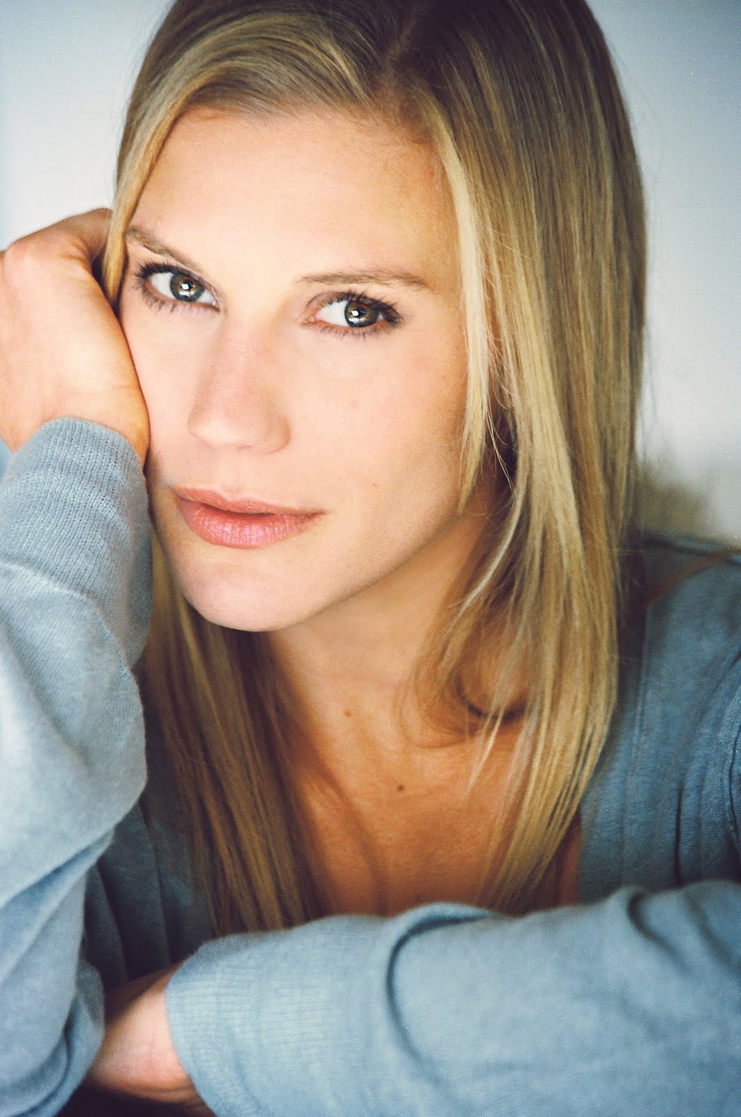 Katee Sackhoff Riddick Wiki Fandom