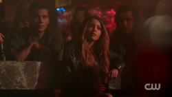RD-Caps-2x05-When-a-Stranger-Calls-24-Fangs-Fogarty-Toni-0