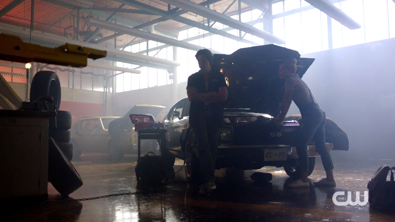 RD-Caps-2x06-Death-Proof-91-Jughead-Betty