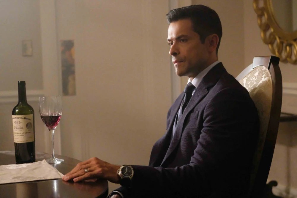 Hiram Lodge Wiki Riverdale FANDOM powered by Wikia