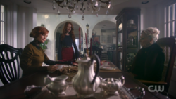 RD-Caps-2x09-Silent-Night-Deadly-Night-15-Penelope-Cheryl-Nana-Rose-0