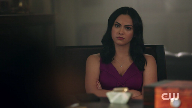 Fichier:RD-Caps-2x05-When-a-Stranger-Calls-08-Veronica.png