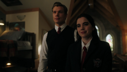 RD-Caps-4x14-How-to-Get-Away-with-Murder-35-Bret-Donna