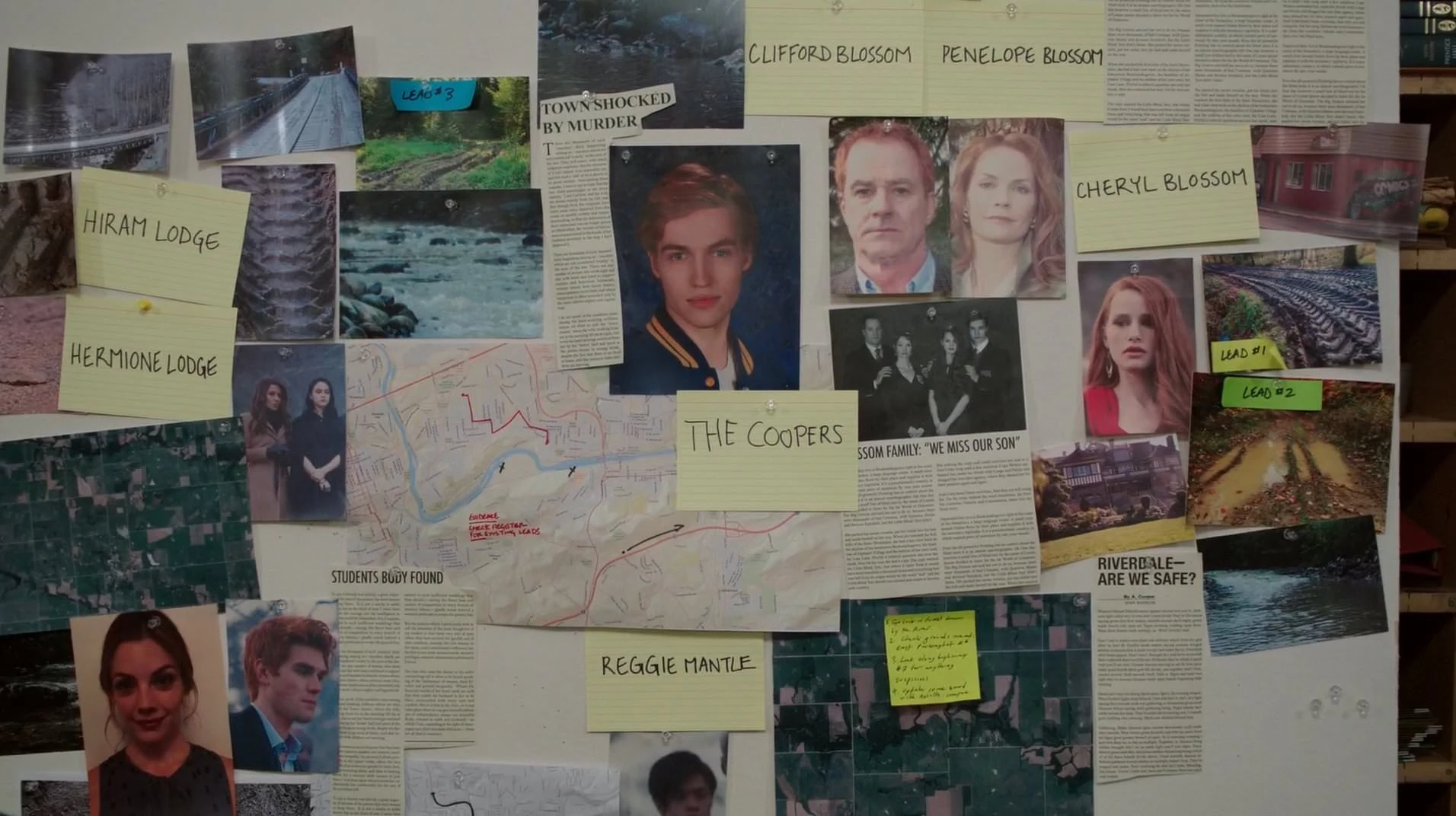 Image Season 1 Episode 5 Heart of Darkness Blue Gold Murder Board.jpg