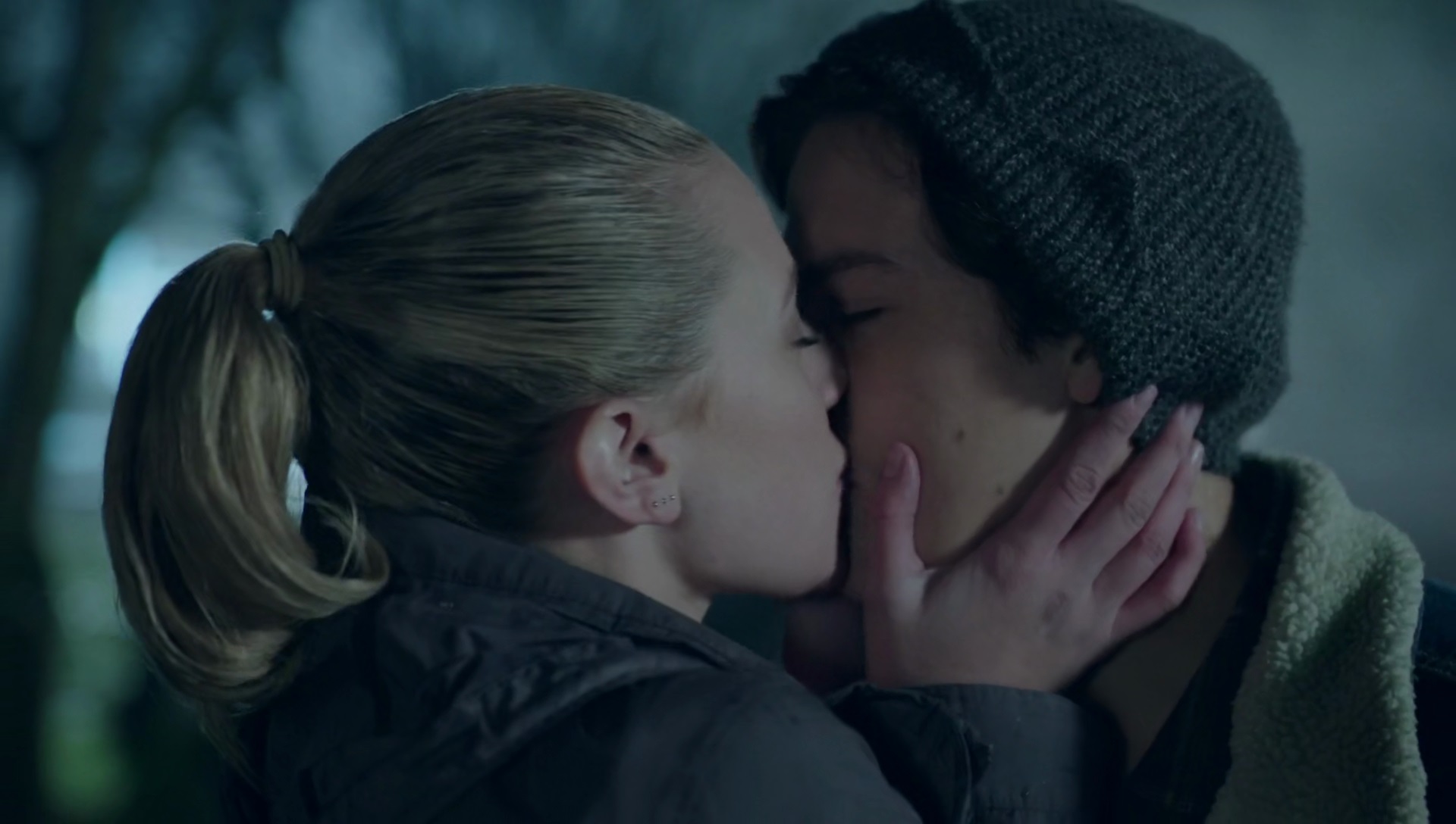 Risultati immagini per betty jughead screencaps