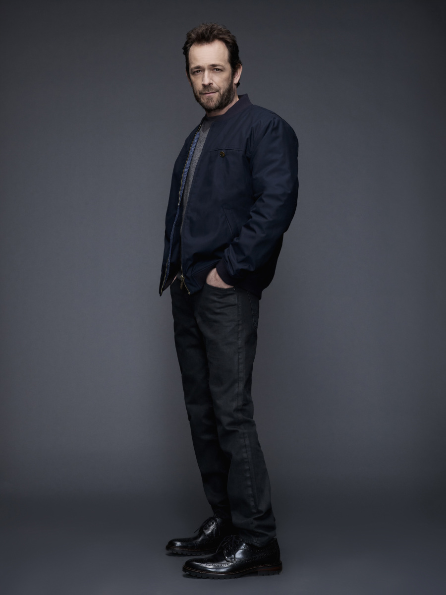 Image Fred Andrews Promotional Photo.jpg Riverdale Wiki FANDOM