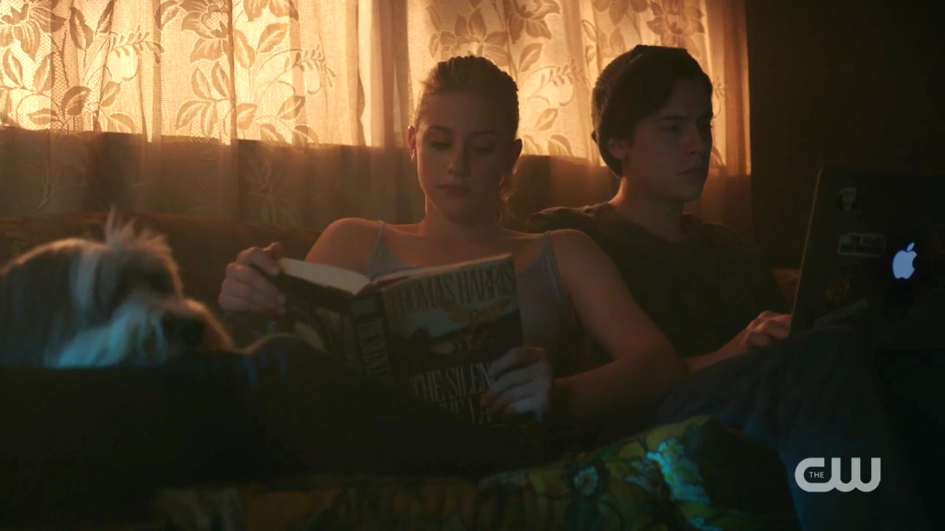 Image RDCaps2x06DeathProof140HotDogBettyJughead.png