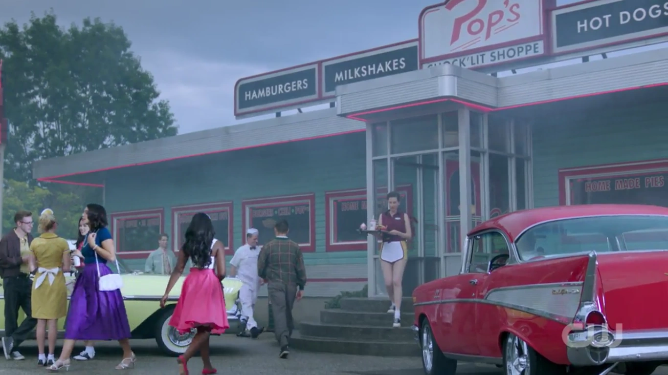Pop's Chock'lit Shoppe Riverdale Wiki FANDOM powered by Wikia