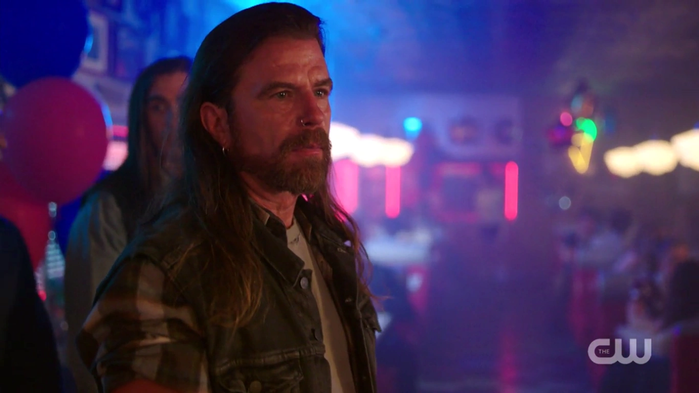 Image RDCaps2x02Nighthawks117TallBoySouthsideserpents.png