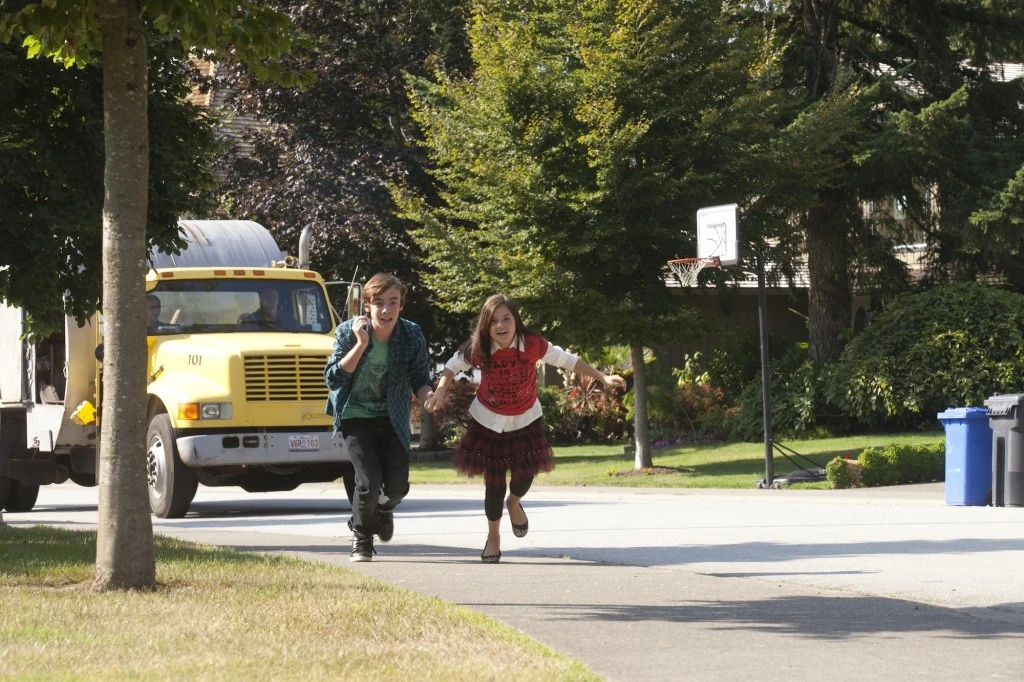 Image Brandon And Lilly Running Home 1024x682.jpg R.L. Stine's The