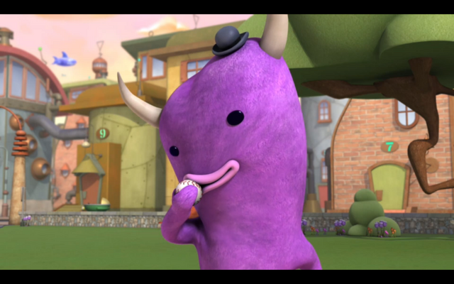 File:Kssing the ball.png