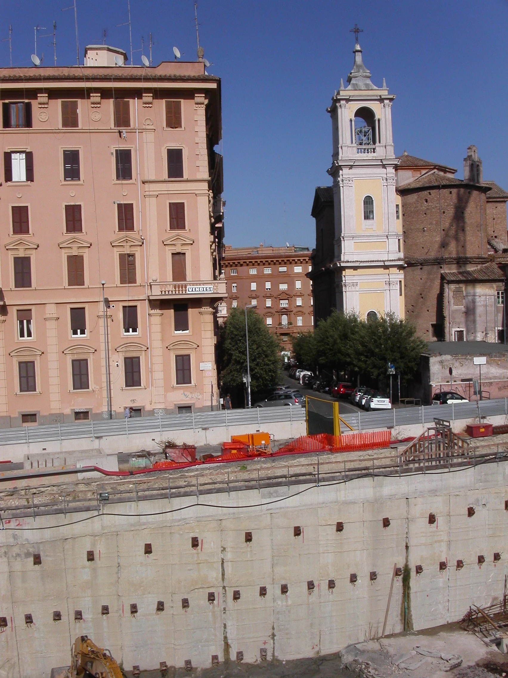 Via Santa Maria Alle Fornaci 1 Roma