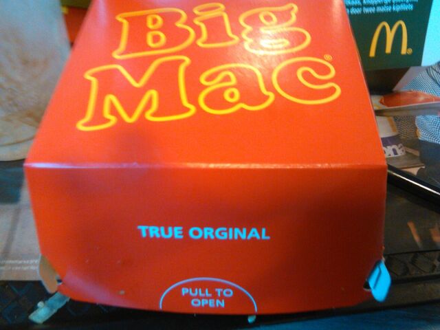 File:Big Mac box Netherlands April 2017.jpg