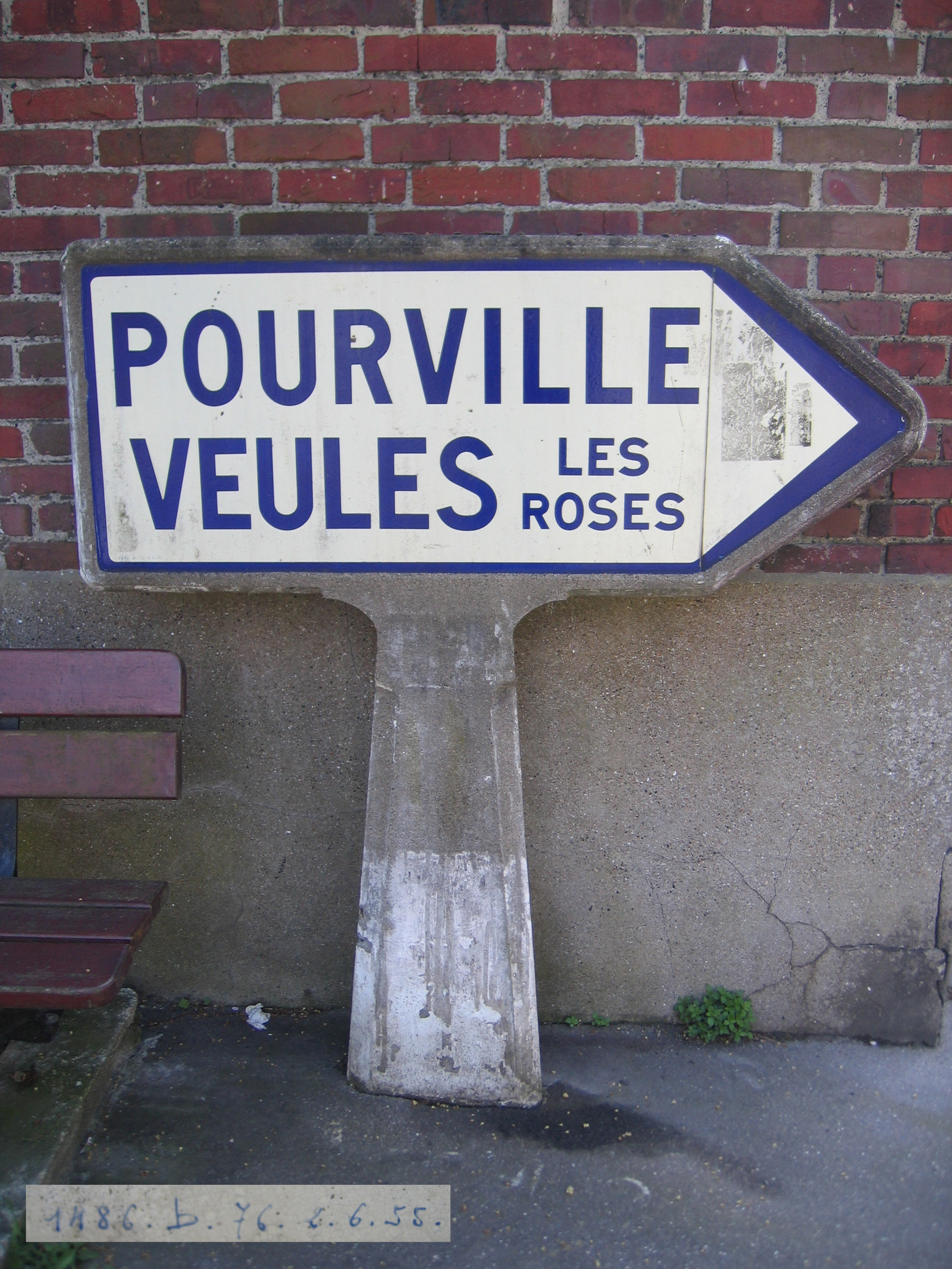 Image Panneau direction 76D75 Dieppe02 JPG WikiSara Image Panneau direction 76D75 Dieppe02 JPG WikiSara