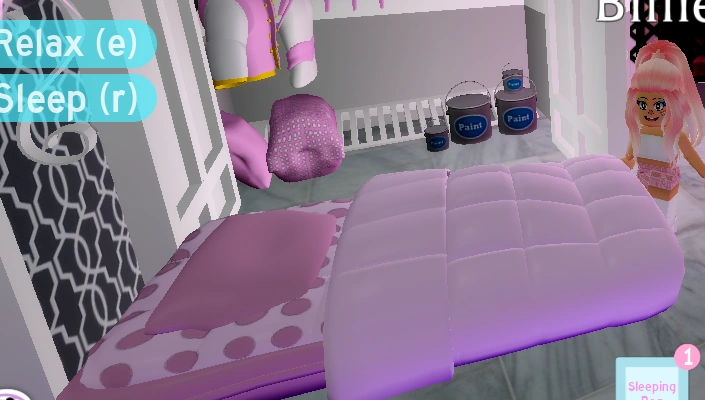 User blog666TiinySatan/Sleeping bags, help? Royale High Wiki Fandom