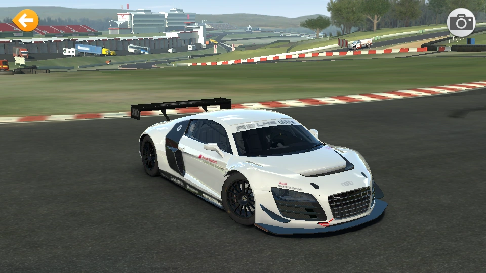 Audi r8 lms ultra