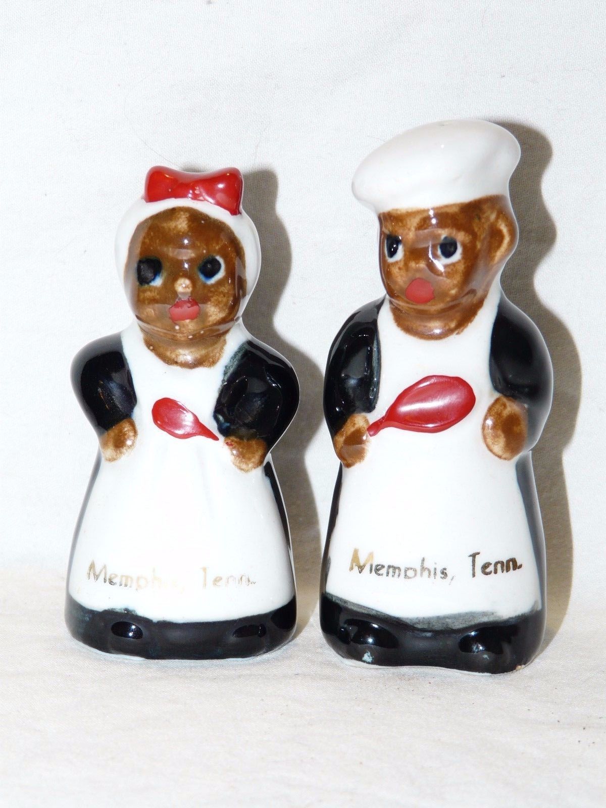 1950's Black Americana Cooks Mammy and Pappy Salt Pepper Shaker Set