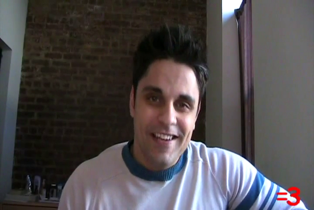 File:Kickhis@ss!1.png