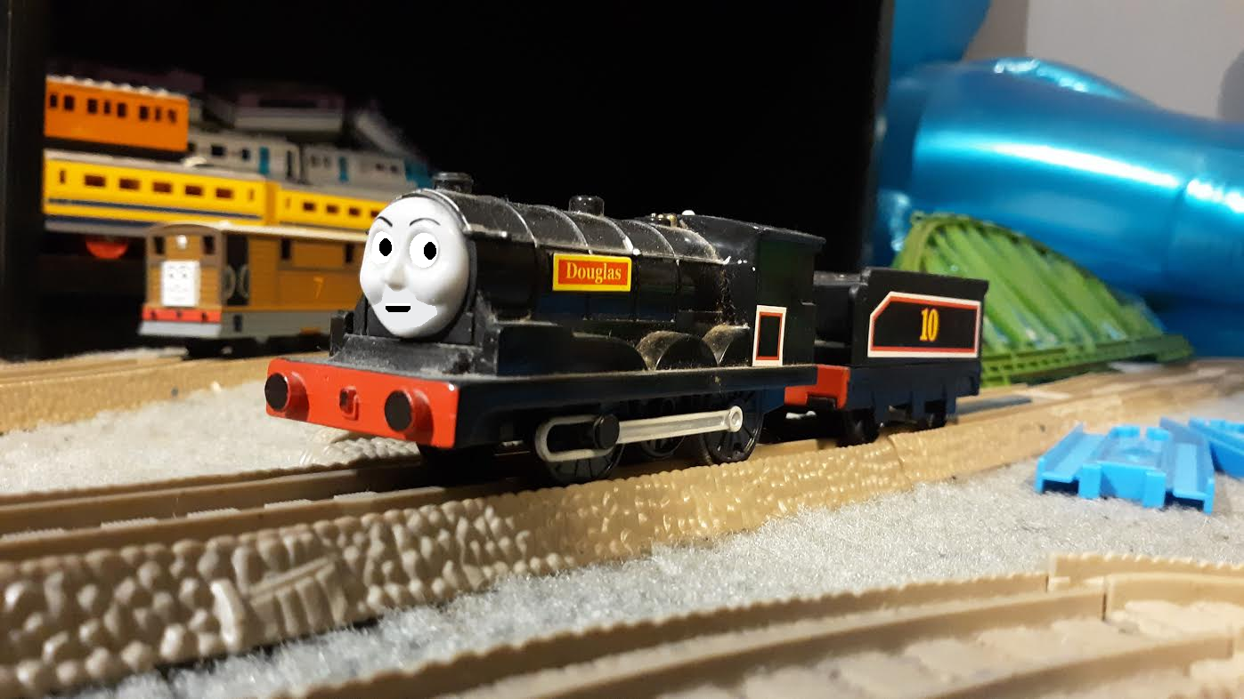 thomas and friends trackmaster donald